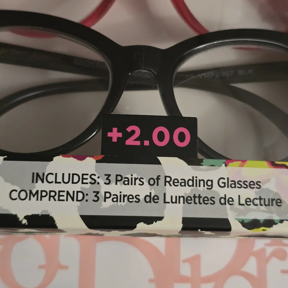 Betsey Johnson 3-pair cat-eye reading glasses set in +2.00 magnification NIB